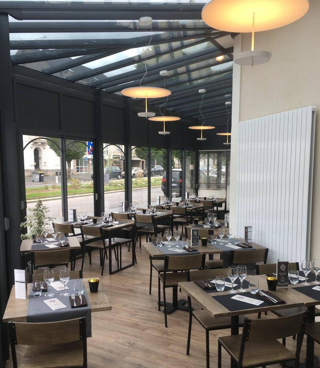 Hotel De La Gare - Restaurant Bistro Quai 永河畔拉罗什 外观 照片
